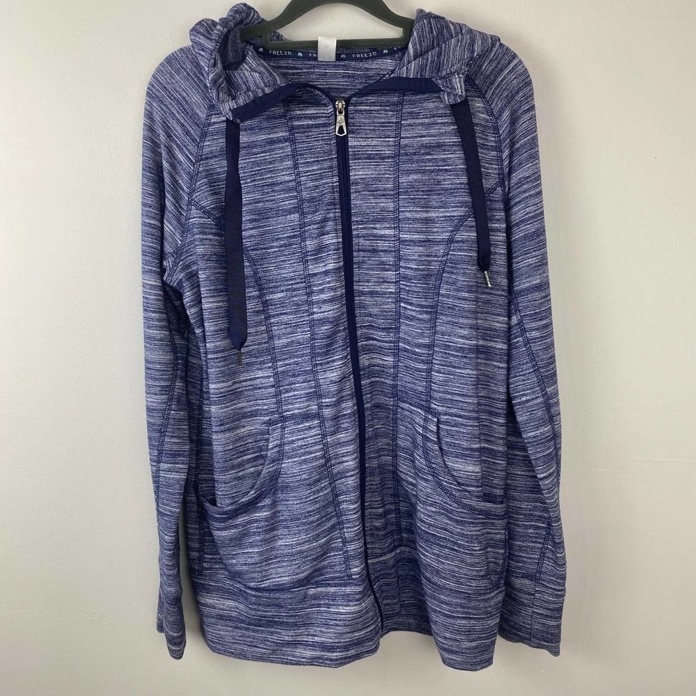 Free 2 B sweatshirt size M color blue